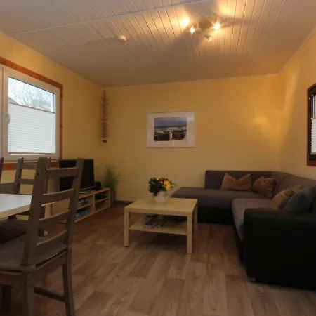 Finja Strandnah In Cc צינוביץ